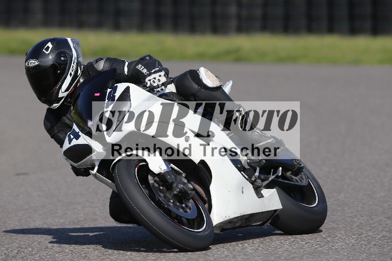 /Archiv-2023/10 21.04.2023 Discover the Bike ADR/Race 3 rot/48